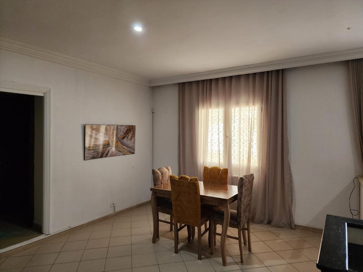 Duplex Bien Equipe Securise Avec Jardin Et Veranda La Marsa Exterior photo
