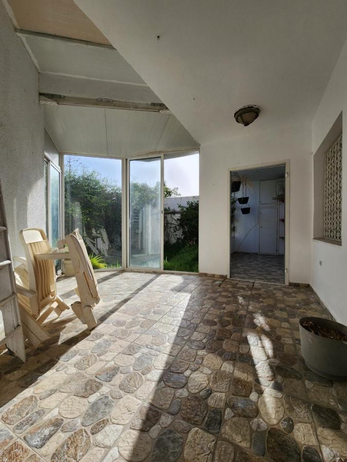 Duplex Bien Equipe Securise Avec Jardin Et Veranda La Marsa Exterior photo